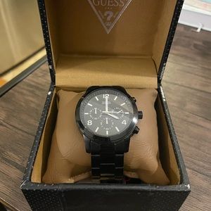 NIB Guess Men’s Watch black stainless steel